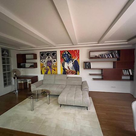 Old Town Apartment บราติสลาวา ภายนอก รูปภาพ
