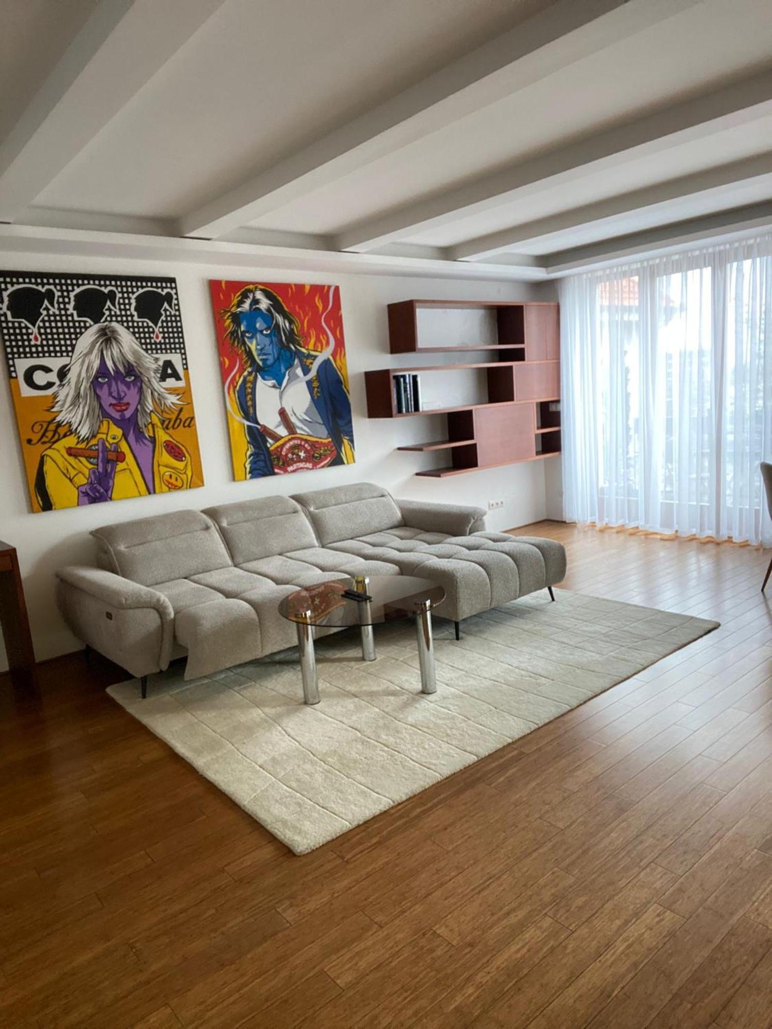Old Town Apartment บราติสลาวา ภายนอก รูปภาพ
