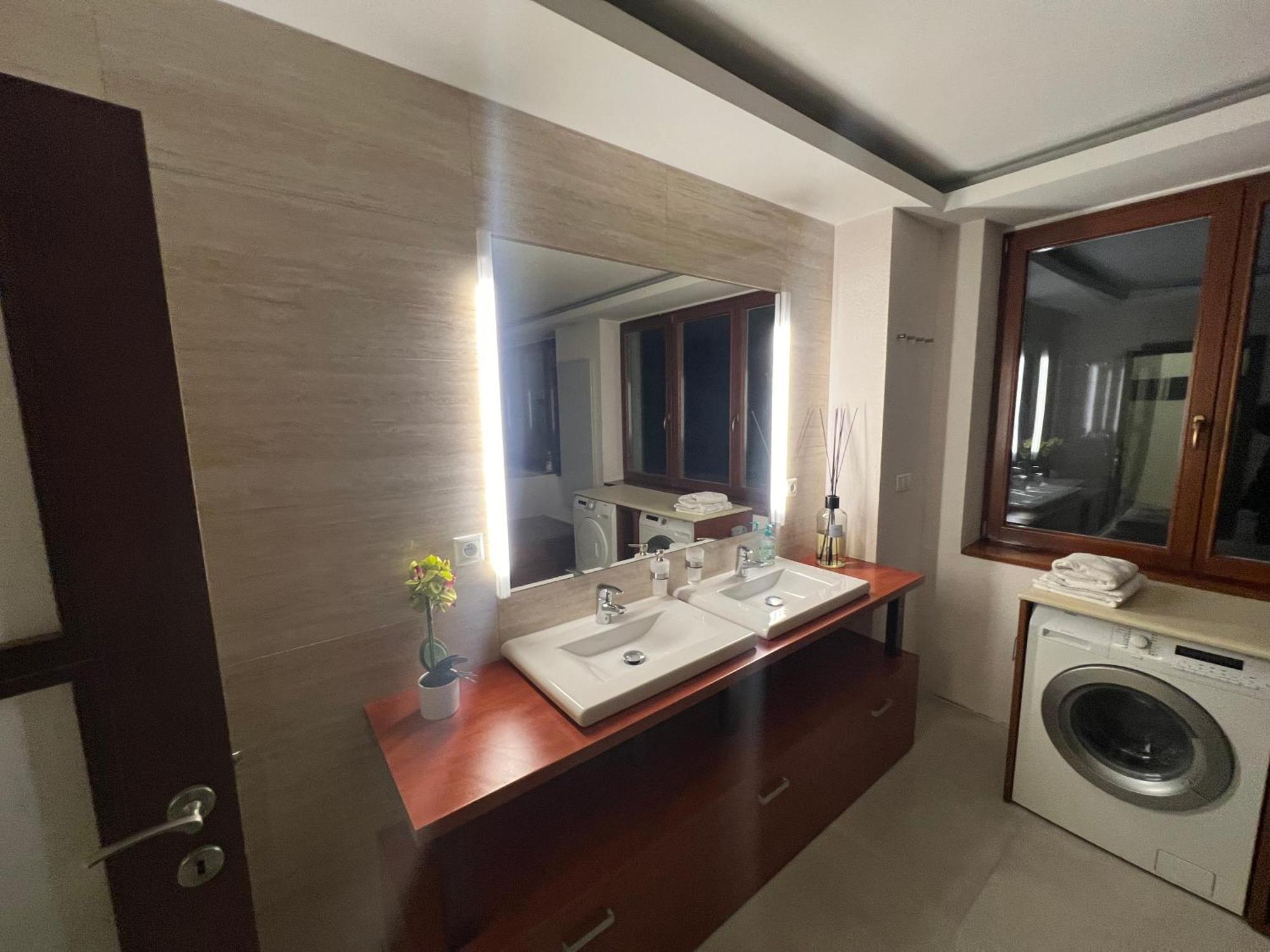 Old Town Apartment บราติสลาวา ภายนอก รูปภาพ